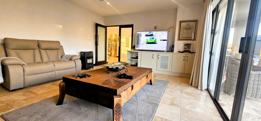 5 Bedroom Property for Sale in Calypso Beach Western Cape